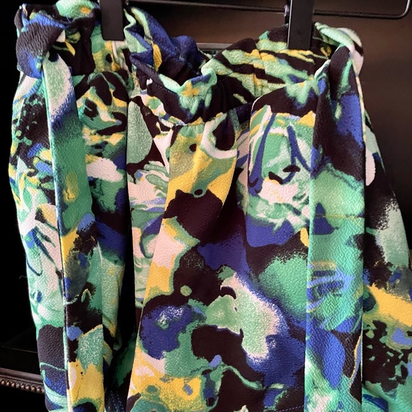 💚Spring/Summer shorts Size Small - Picture 3 of 8